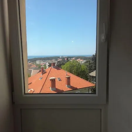Niki *