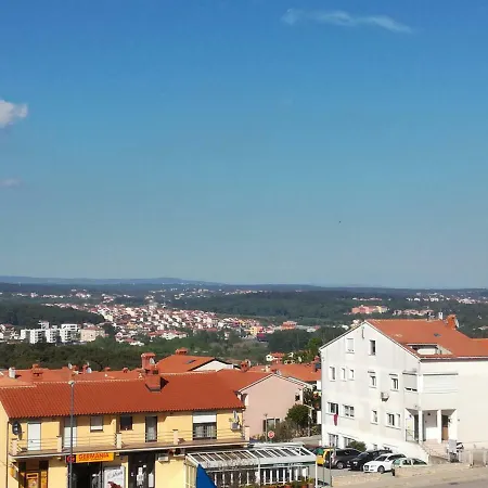 Appartamento Niki Pola