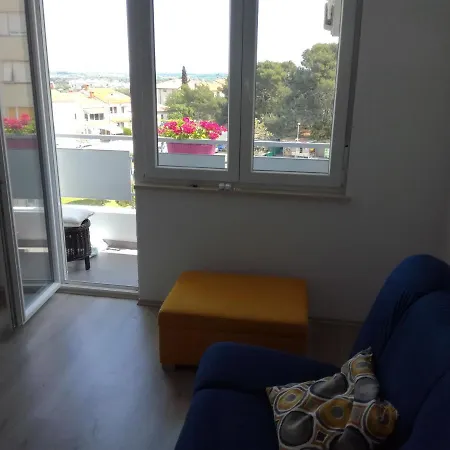 아파트 Niki 풀라